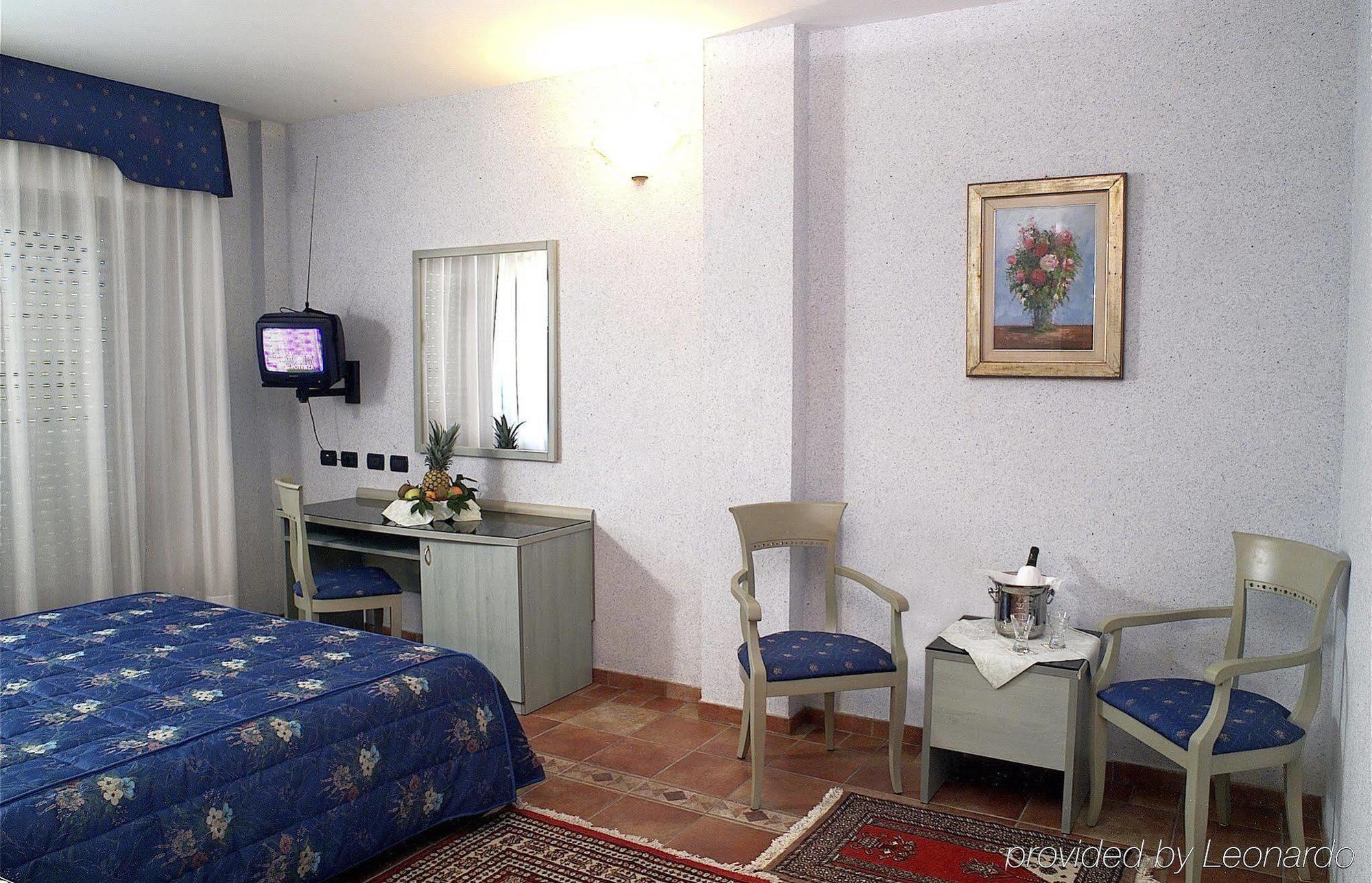 Hotel San Giorgio Sangano Cameră foto